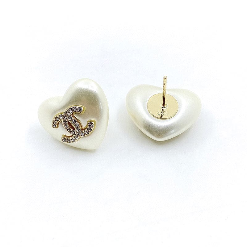 18K  Chanel Pearl Heart Earrings