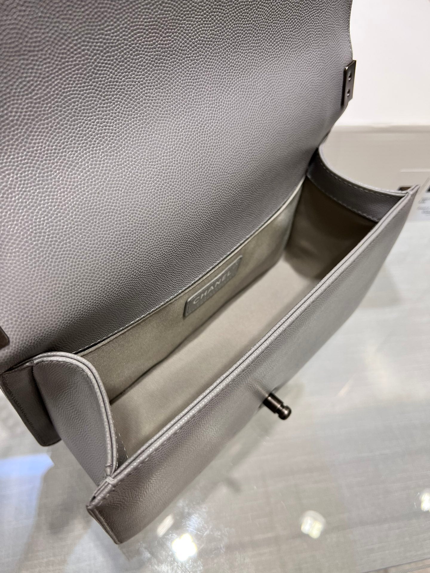 CHANEL BOY BAG MEDIUM 25 GREY CAVIAR RUTHENIUM HARDWARE