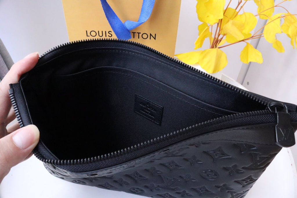 LOUIS VUITTON POCHETTE TO GO 30 MONOGRAM SHADOW