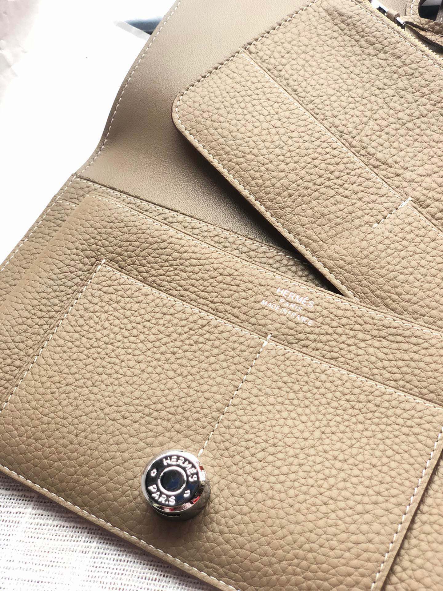 HERMES Dogon Wallet 20 KHAKI Togo Shw