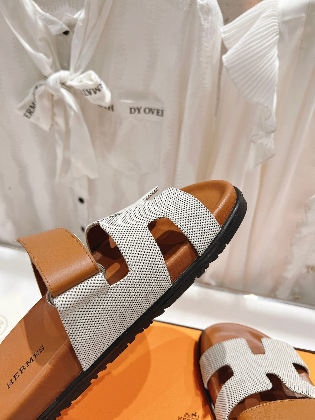 HERMES CHYPRE SANDAL BRIGHT BROWN LAMBSKIN AND SILVER DENIM
