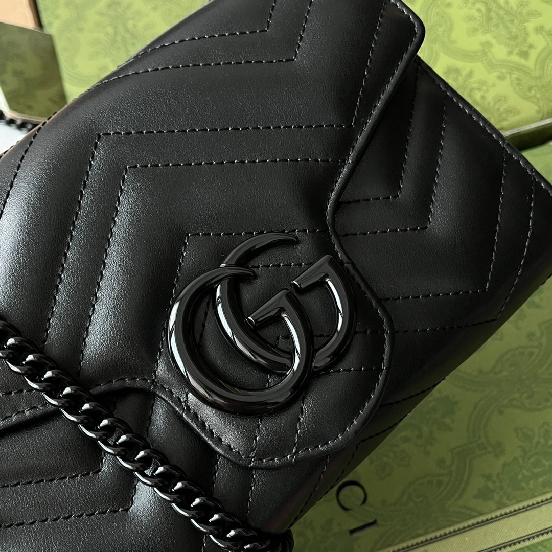 GUCCI MARMONT QUILTED HANDBAG 20 IN BLACK CALFSKIN