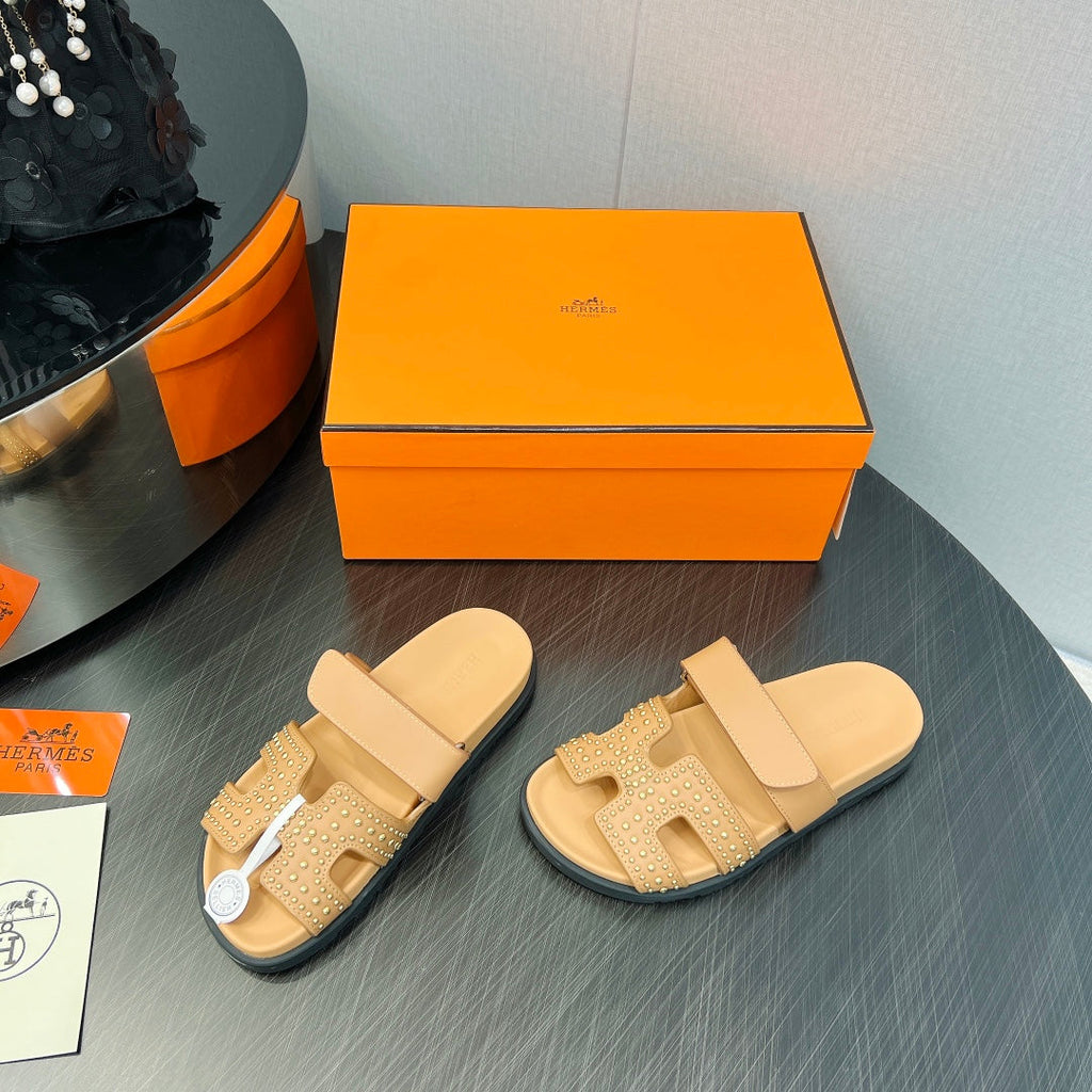HERMES CHYPRE SANDAL LIGHT ORANGE CALFSKIN STYLIZED