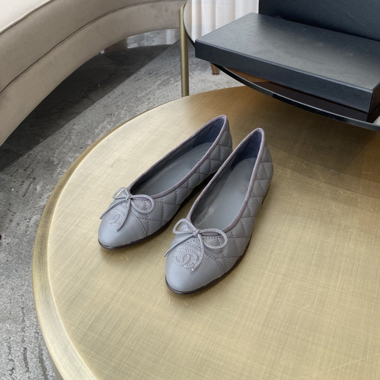 CHANEL BALLET FLATS GREY QUILTED LAMBSKIN