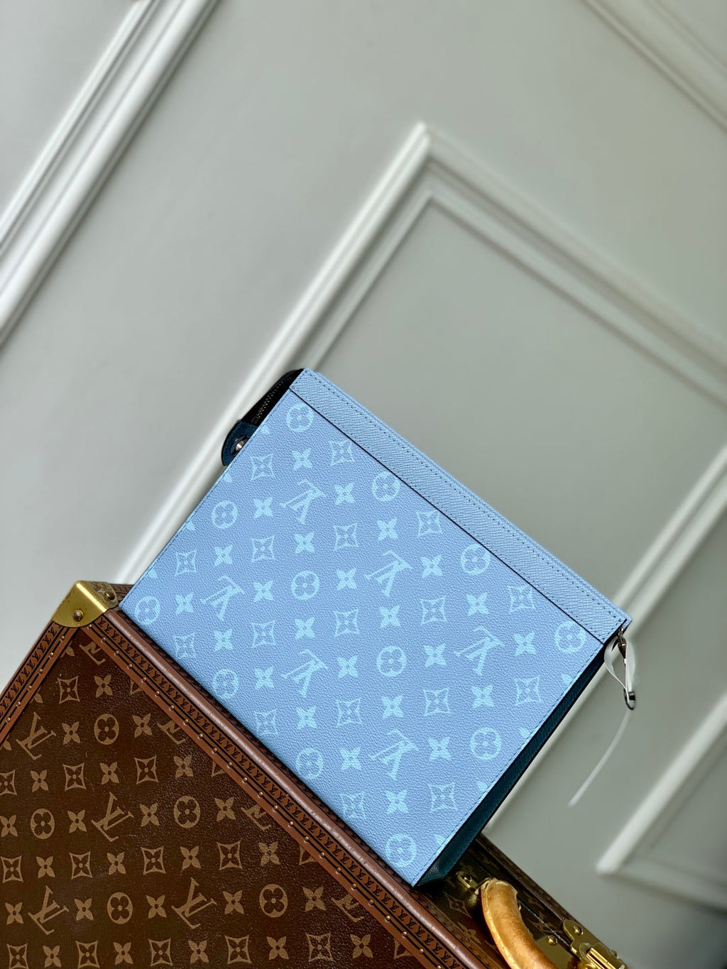 LOUIS VUITTON POCHETTE VOYAGE 26 IN LIGHT BLUE MONOGRAM ECLIPSE CALFSKIN
