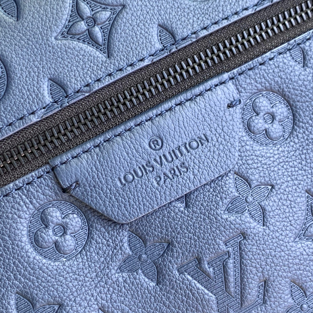 LOUIS VUITTON DISCOVERY PM BACKPACK 38 IN NAVY BLUE LAMBSKIN EMBOSSED MONOGRAM LOGO