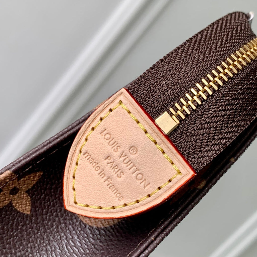 LOUIS VUITTON RIO TOILET POUCH 25 IN BROWN CANVAS MONOGRAM GOLD LOCK