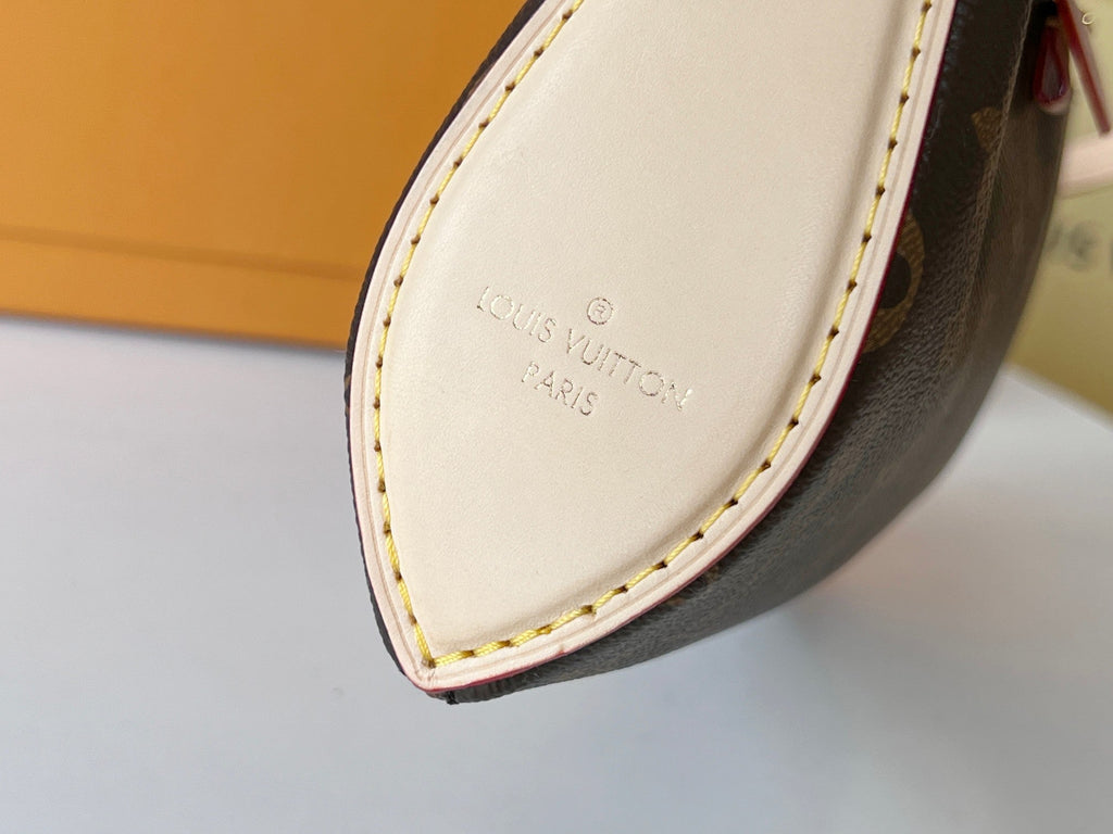 LOUIS VUITTON LV 25S POCHETTE TIRETTE 22 IN DARK BROWN MONOGRAM CANVAS GOLD HARDWARE