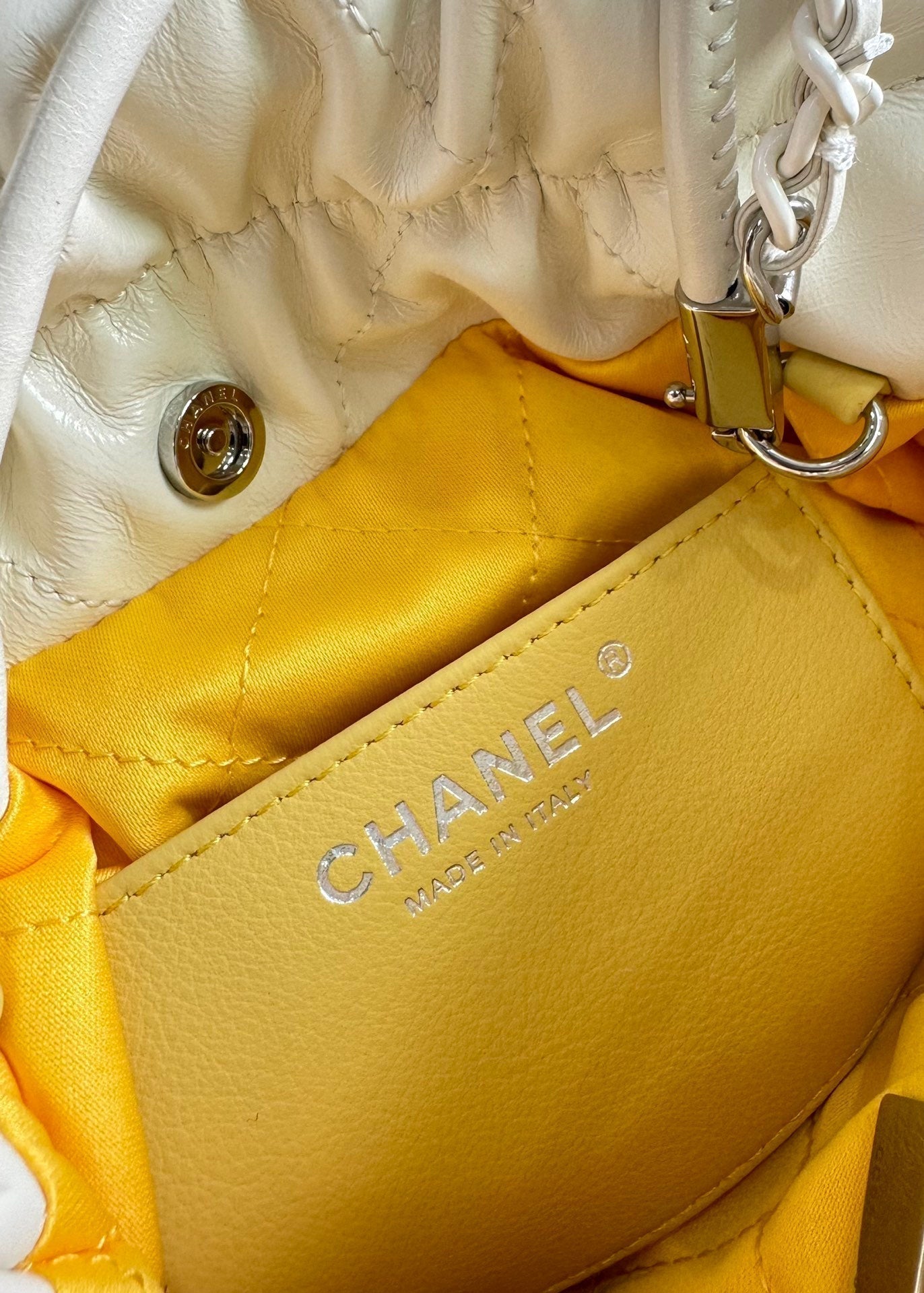 CHANEL HOBO MINI 20CM YELLOW WHITE LAMBSKIN