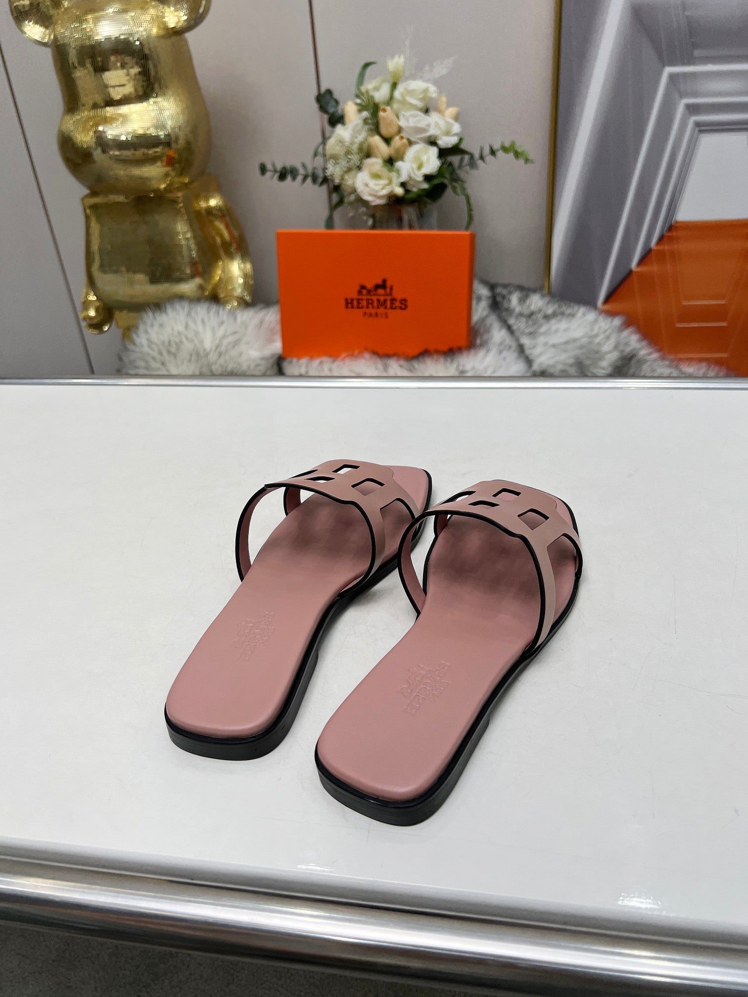 HERMES FLATFORM SANDAL LIGHT PINK CALFSKIN