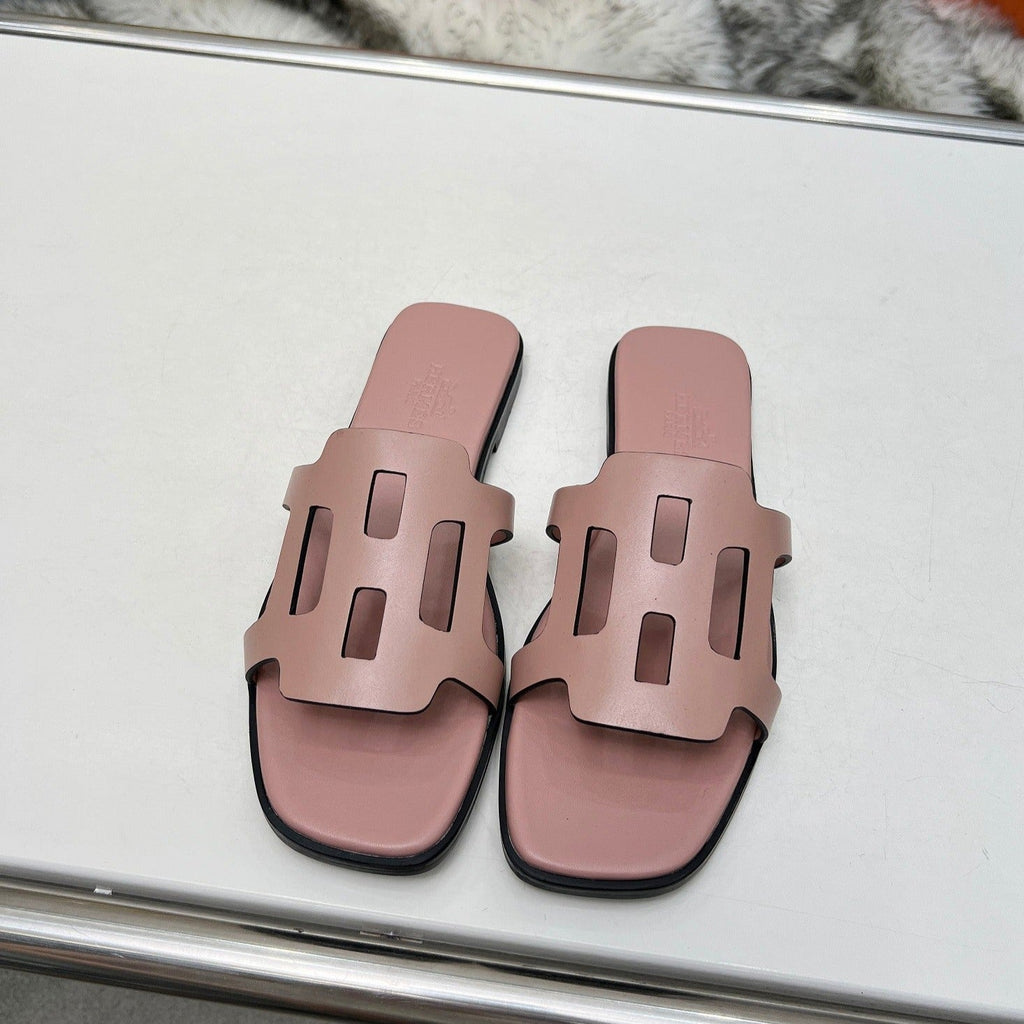 HERMES FLATFORM SANDAL LIGHT PINK CALFSKIN