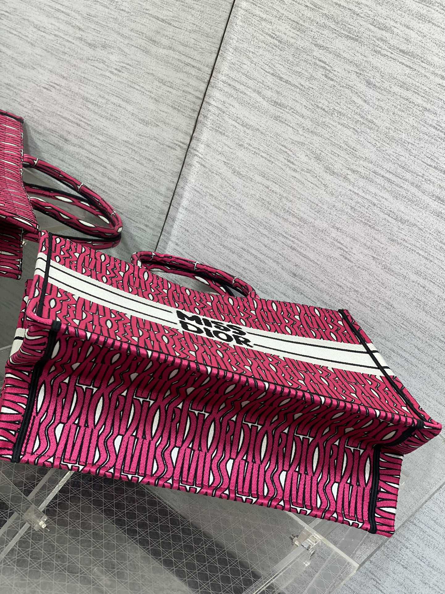 DIOR MISS LARGE TOTE 42 IN MAGENTA PURPLE CANVAS