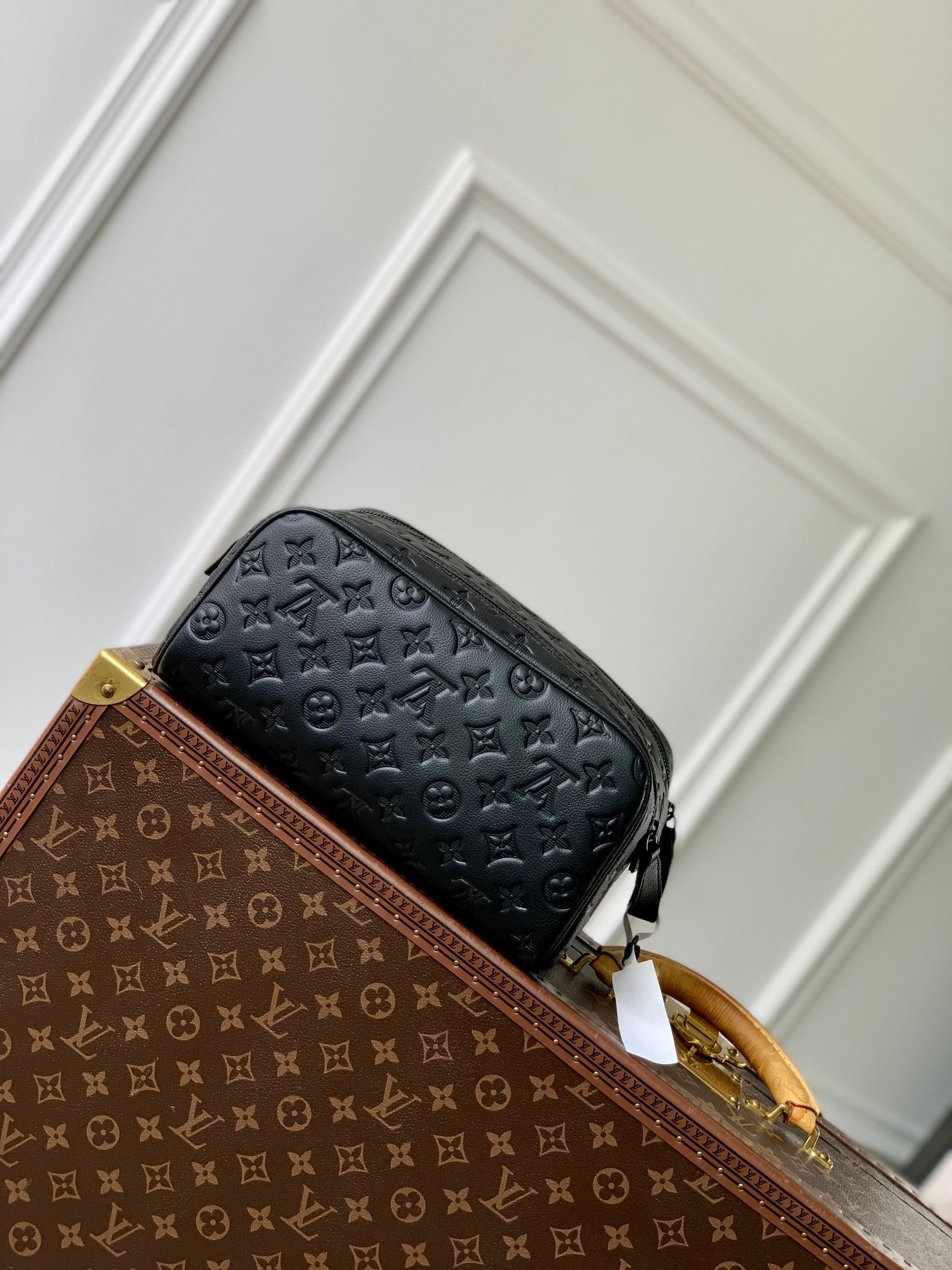 LOUIS VUITTON DOPP KIT 28 IN BLACK MONOGRAM SHADOW