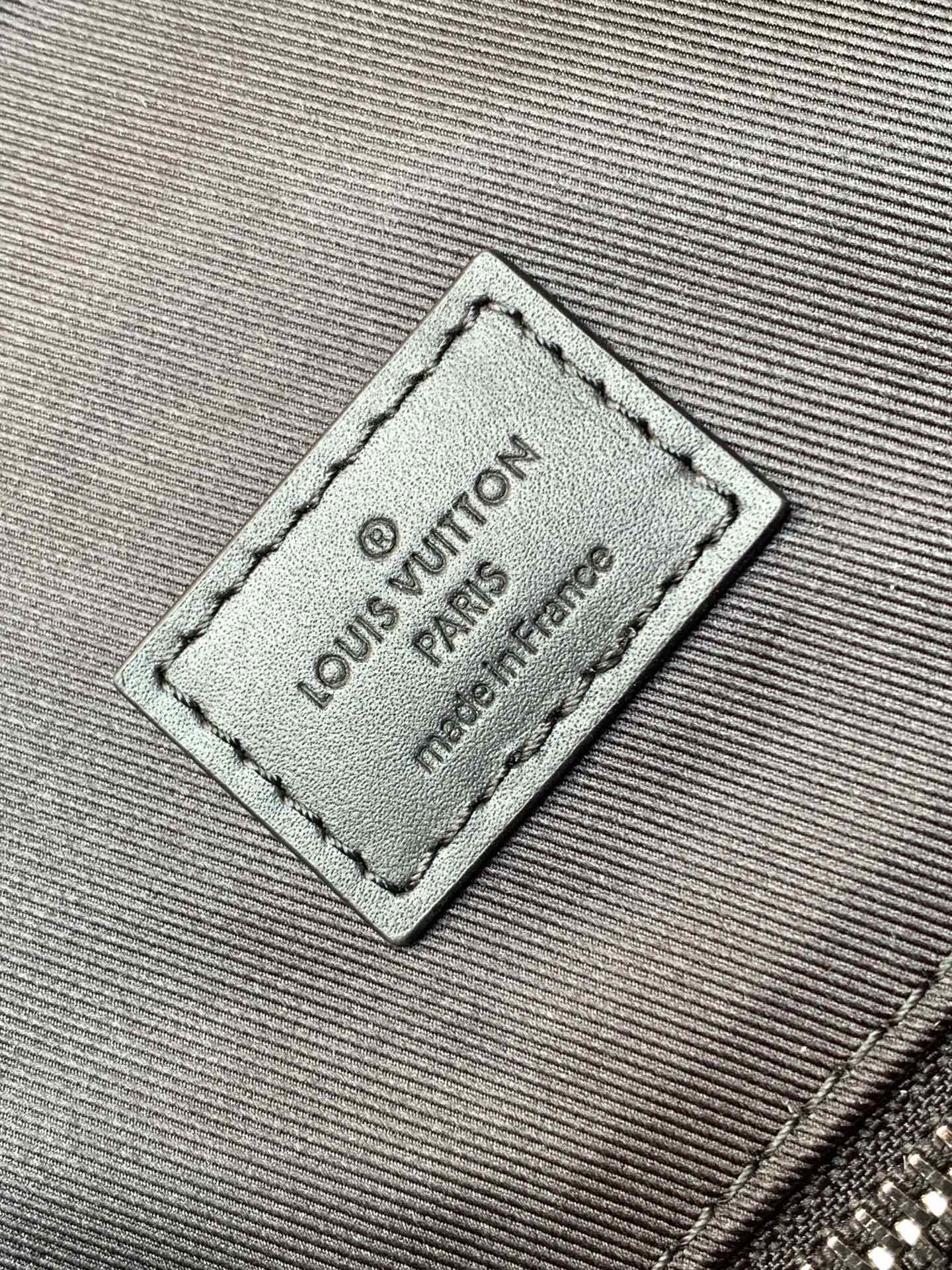 LOUIS VUITTON CHRISTOPHER MM BACKPACK 47 IN BROWN MONOGRAM CANVAS
