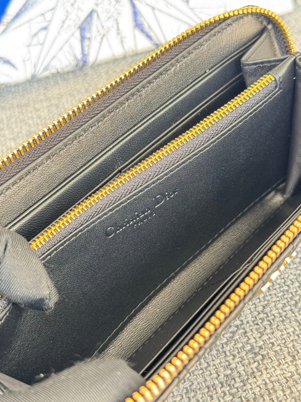 DIOR VERTICAL LONG ZIP WALLET 20 IN BLACK QUILTED ALLOVER CALFSKIN