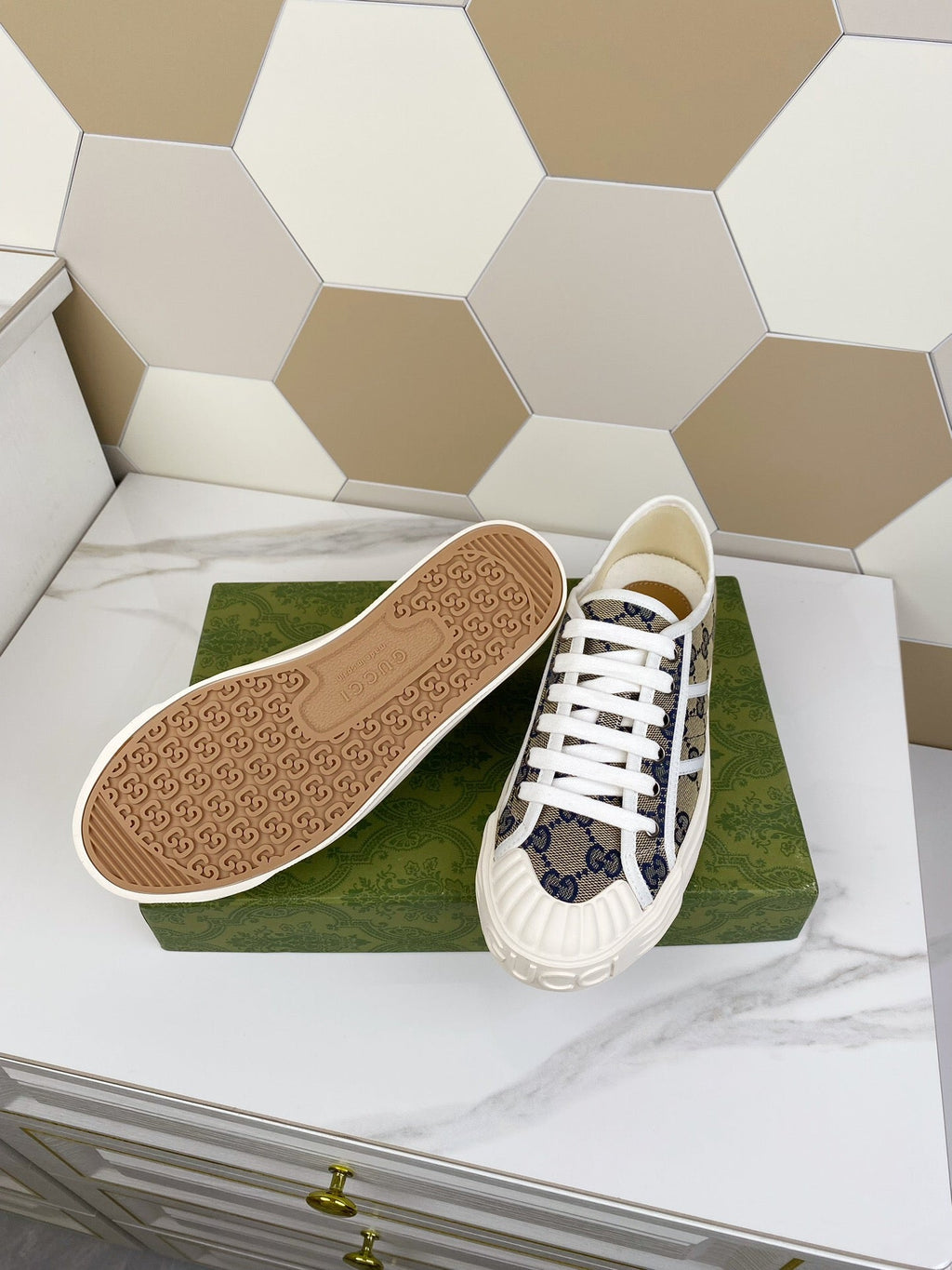 GUCCI JULIO SNEAKER WITH WEB NAVY PATTERNED CANVAS