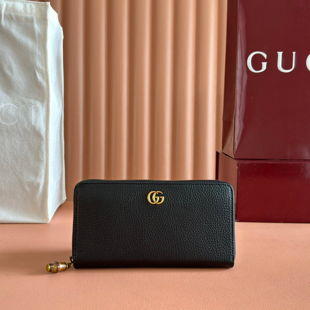 GUCCI 25S MARMONT WALLET 19 IN BLACK CALFSKIN GOLD HARDWARE