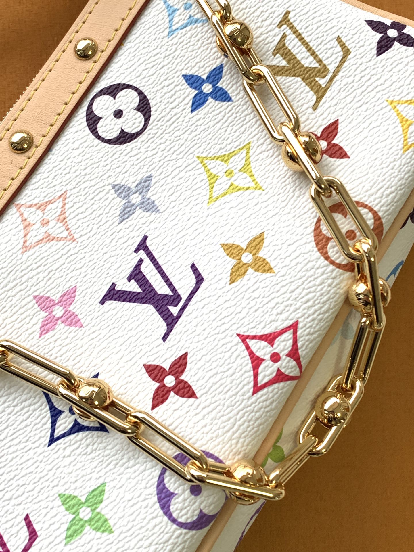 LOUIS VUITTON POCHETTE ACCESSOIRES BAG 22 IN MULTICOLOR MONOGRAM CANVAS AND COWHIDE